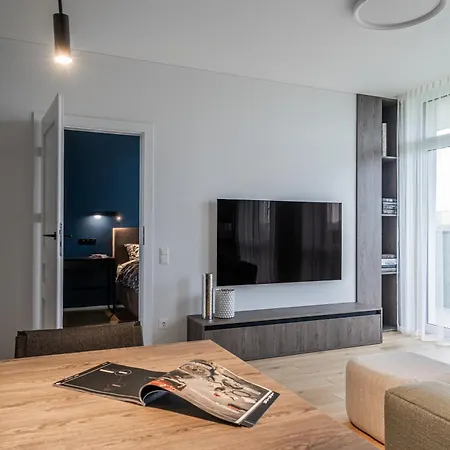 Modern 1bdr With Free Parking Apartament *