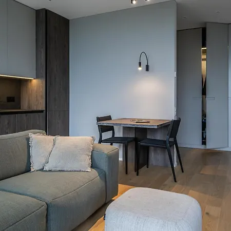Apartament Modern 1bdr With Free Parking *