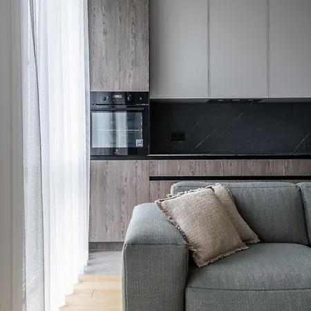 Modern 1bdr With Free Parking